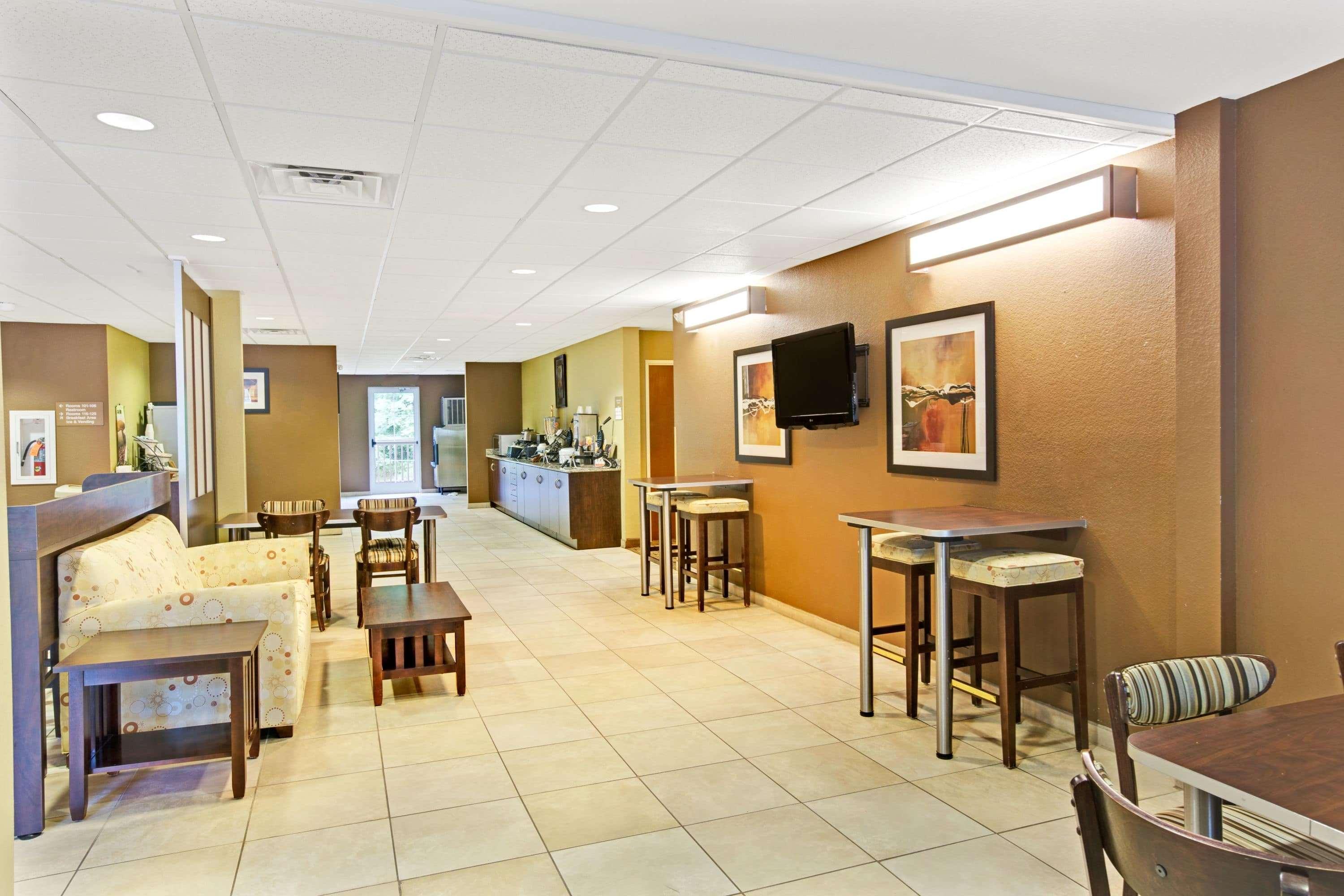 Microtel Inn & Suites By Wyndham Bryson City Zewnętrze zdjęcie
