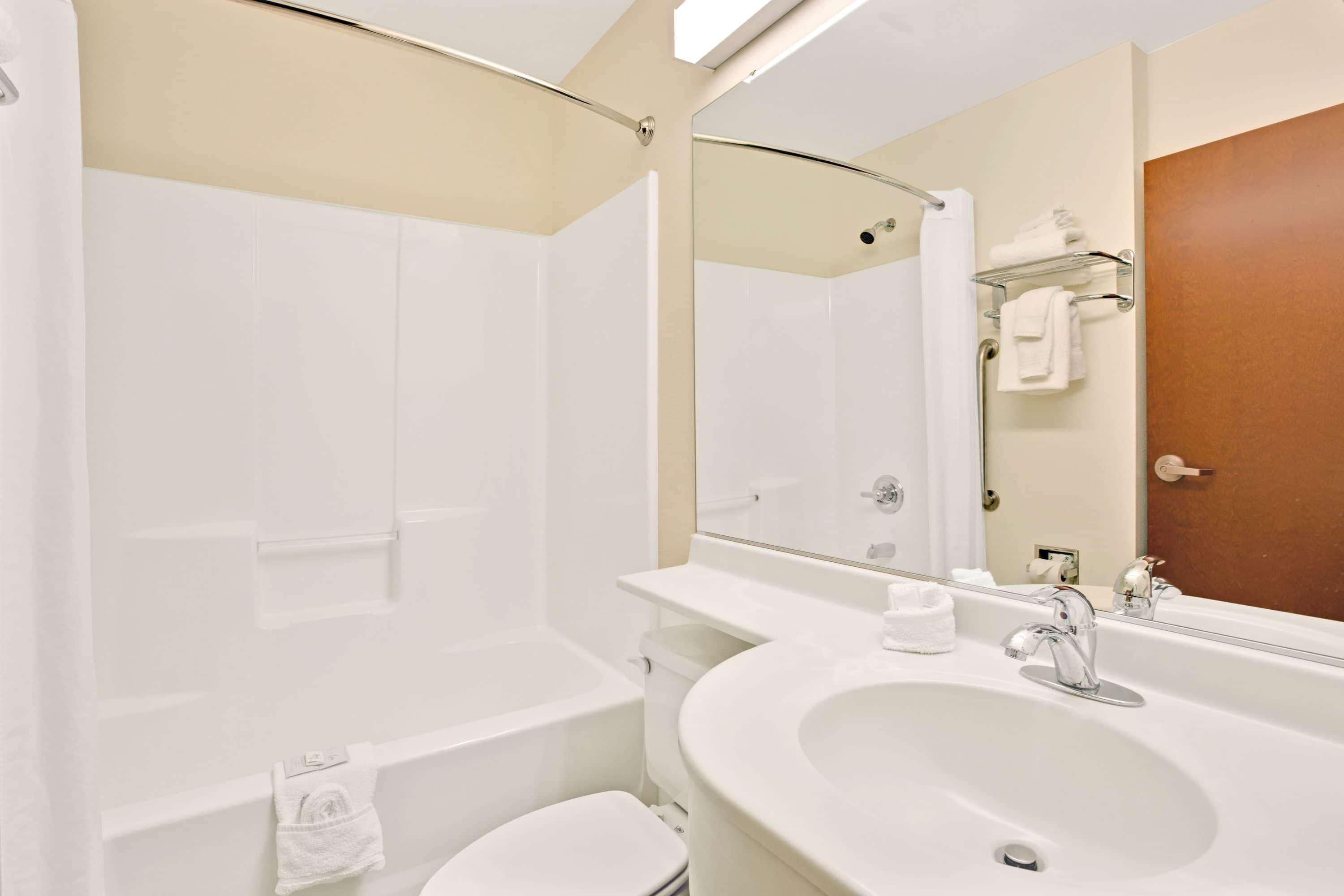 Microtel Inn & Suites By Wyndham Bryson City Zewnętrze zdjęcie