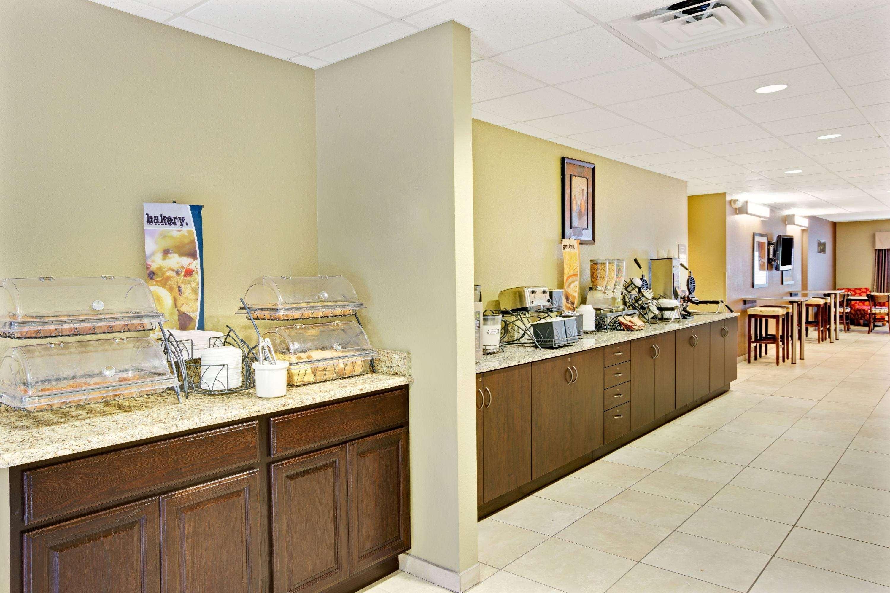 Microtel Inn & Suites By Wyndham Bryson City Zewnętrze zdjęcie