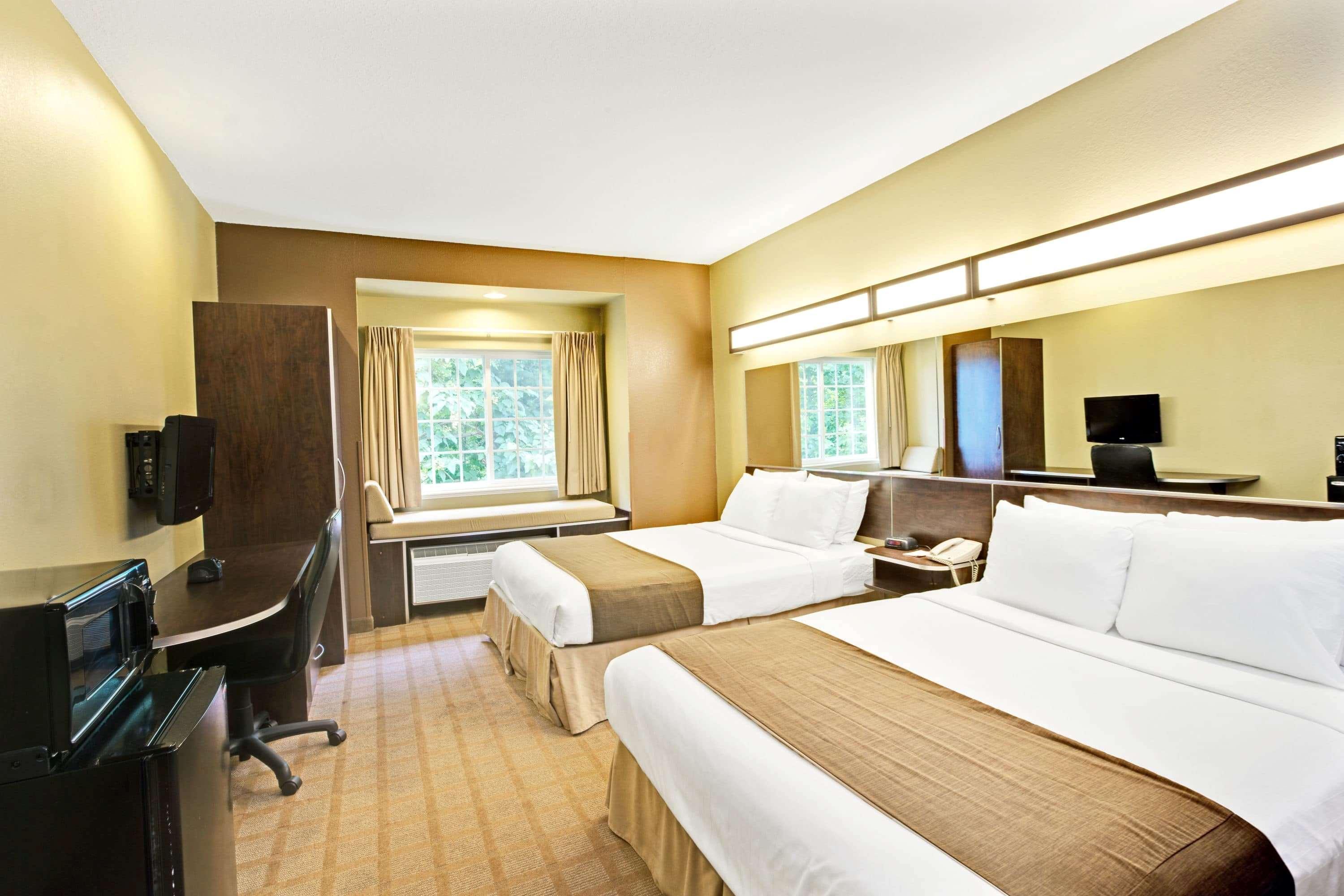 Microtel Inn & Suites By Wyndham Bryson City Zewnętrze zdjęcie